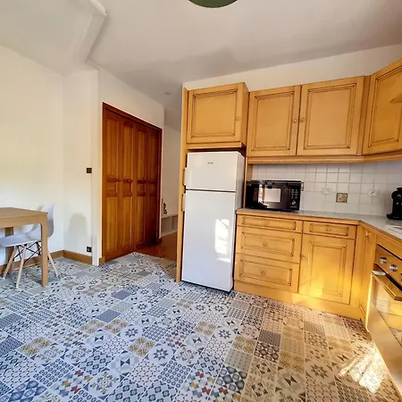 Maison Sur La Place Du Marche A St Chinian Ferienhaus *